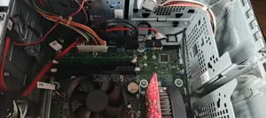 Server Dell PowerEdge T40 8GB Intel Xeon HDD 2T