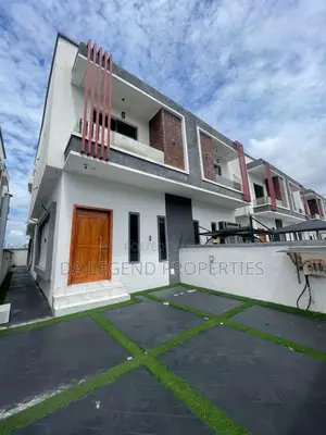 4bdrm Duplex in Lekki for sale