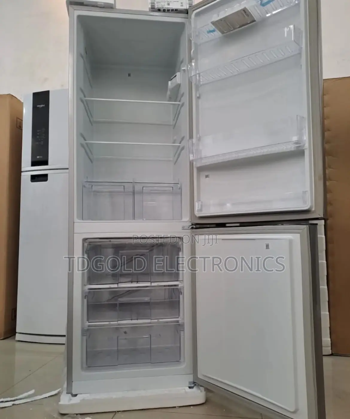 Hisense 29DCA 225L Bottom Freezer Refrigerator