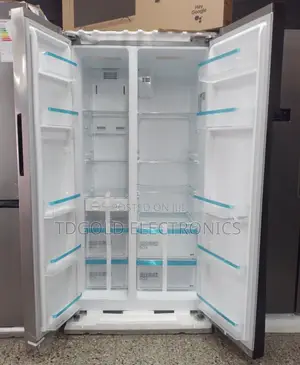 Hisense 67WSI 518L Side by Side Refrigerator