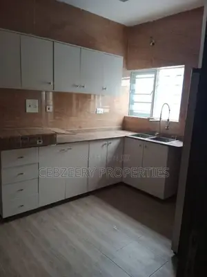 3bdrm Apartment in Ikeja GRA for sale