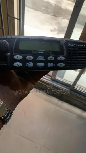 Photo - Motorola Gm360 VHF Base Station Radio