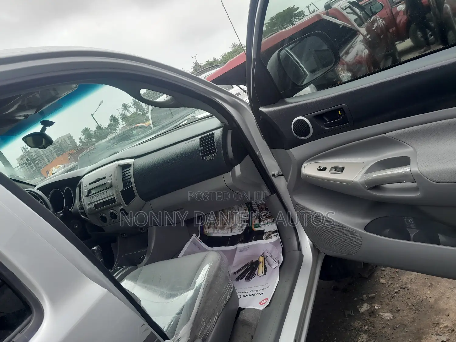 Toyota Tacoma Access Cab V6 Automatic 2010 Silver