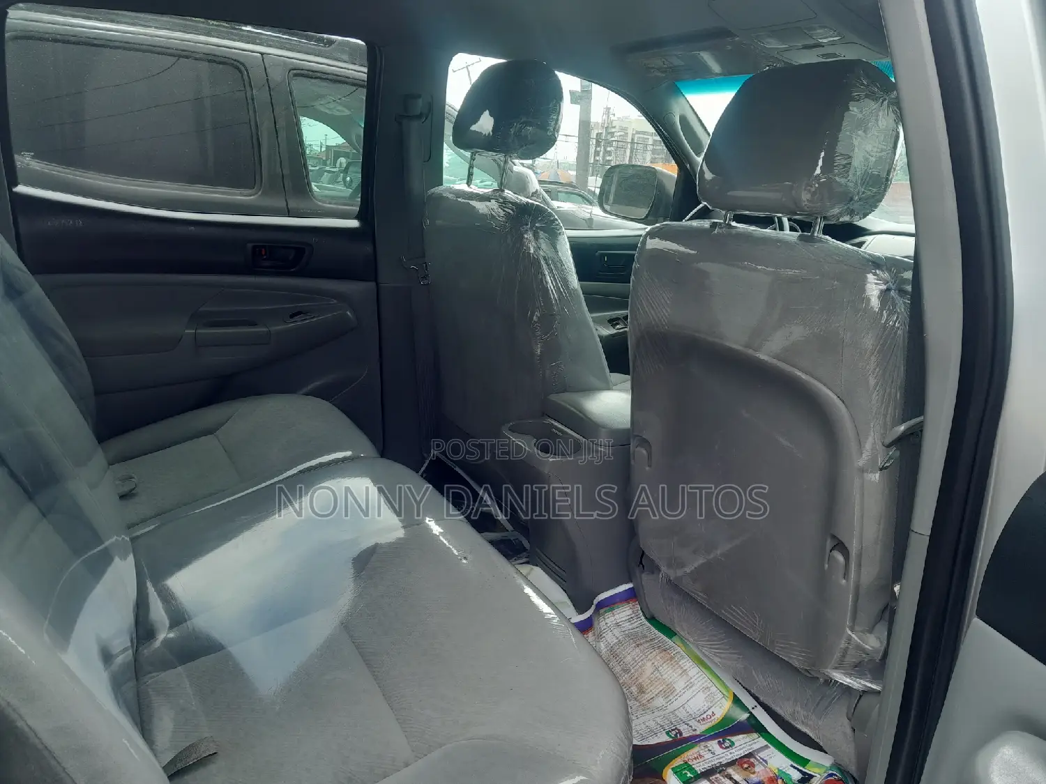 Toyota Tacoma Access Cab V6 Automatic 2010 Silver