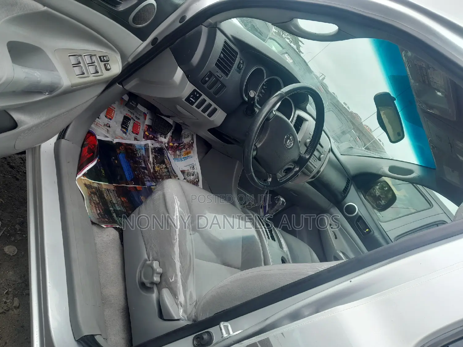 Toyota Tacoma Access Cab V6 Automatic 2010 Silver
