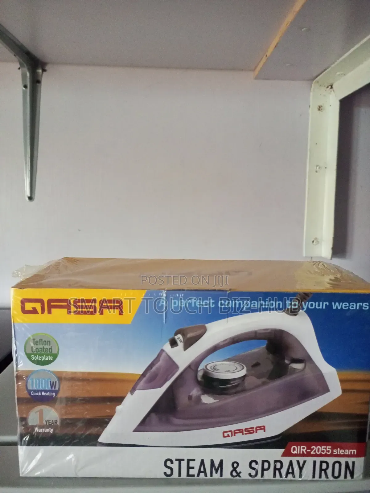 Qasa Steam Iron