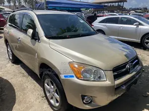 Toyota RAV4 2.5 Sport 4x4 2012 Gold