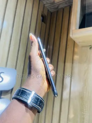 Apple iPhone 11 64 GB Black