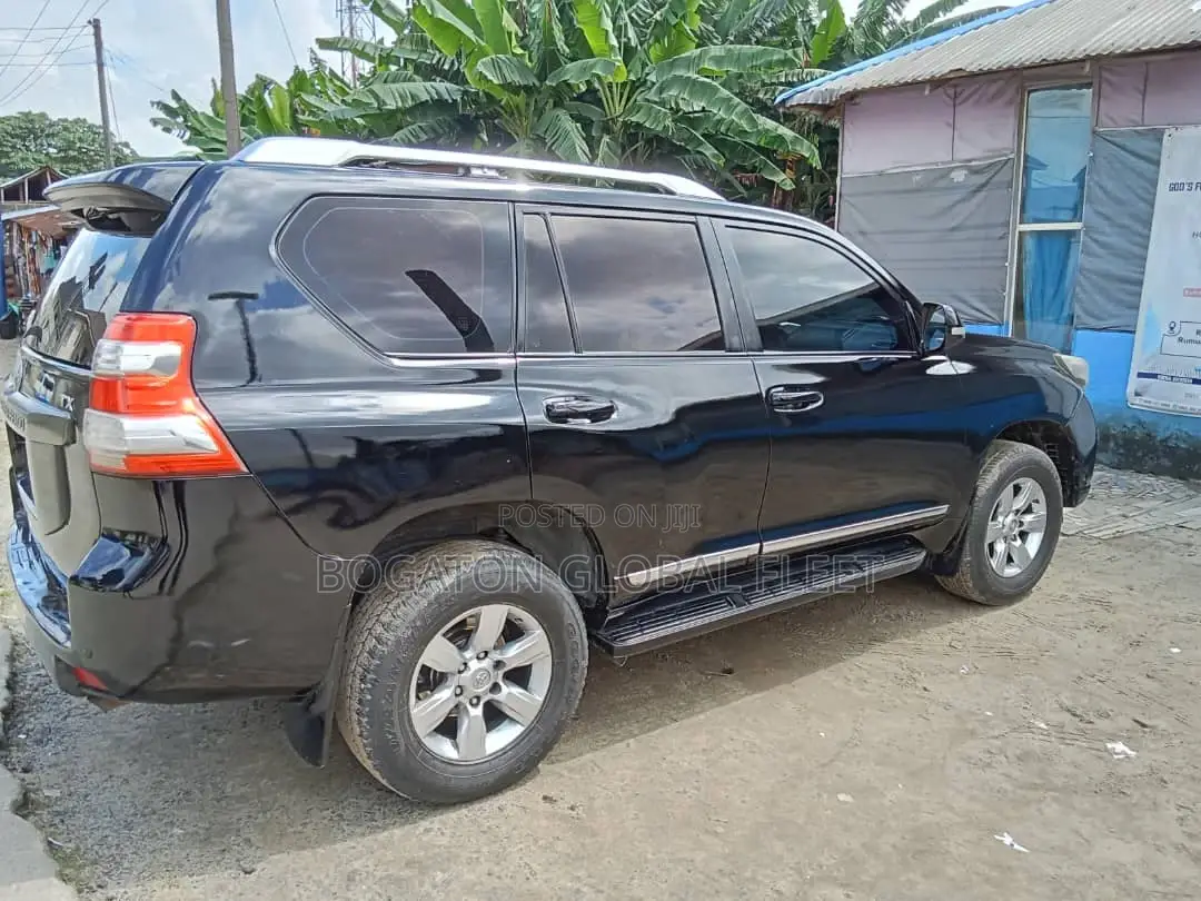 Direct 2015 Black Prado for Rent