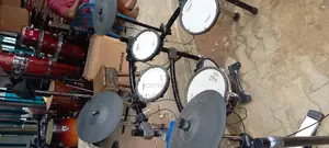 Quality Neat Uk Used Roland Electric Drums 