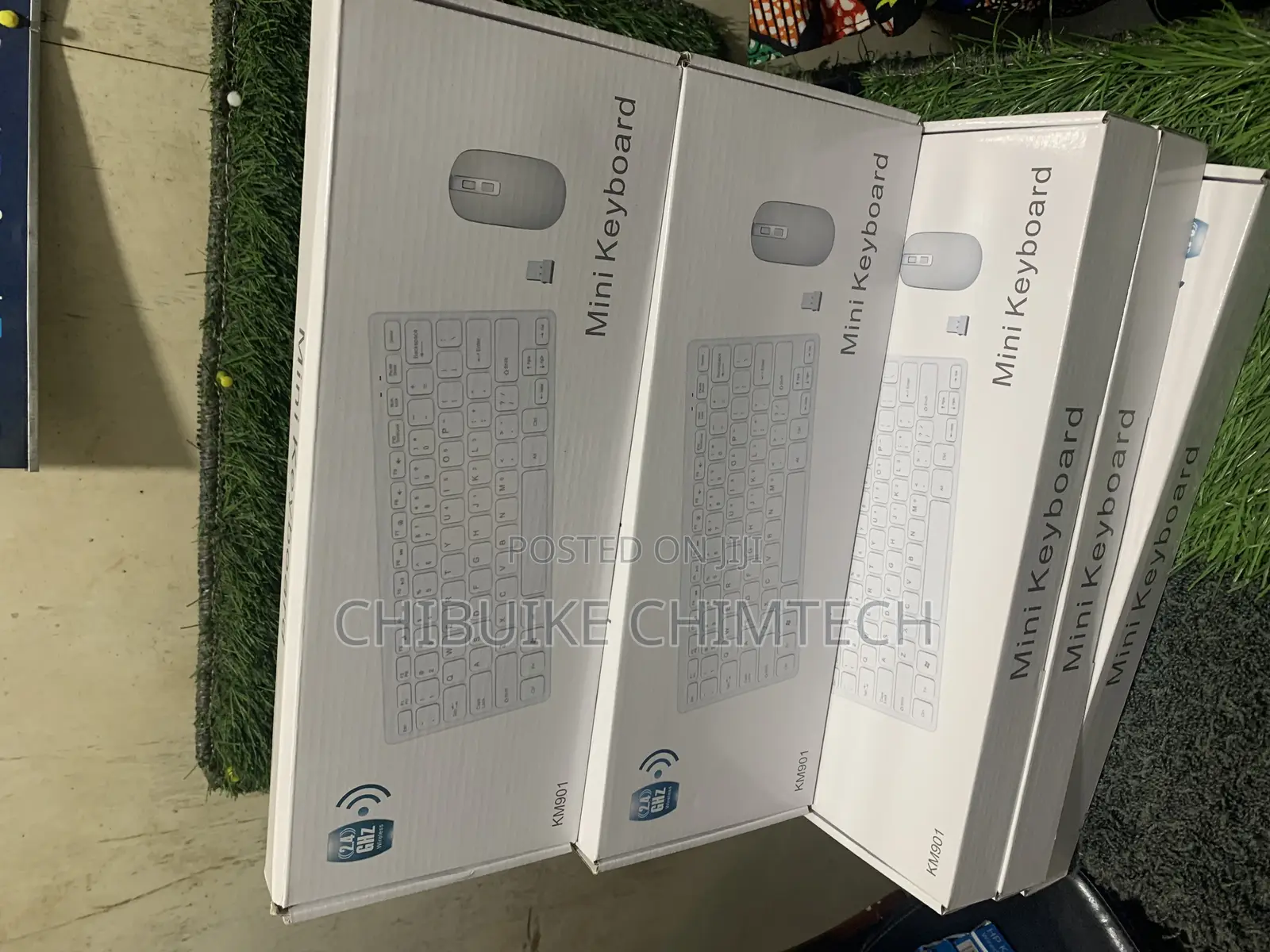 Mini Wireless Keyboard and Mouse Km 901 in Ikeja Computer Accessories