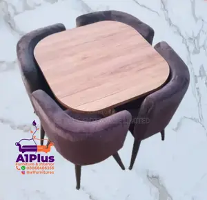 4 Seater Enclosed Dinning