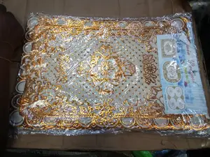 6 Dinning Pieces Table Mat