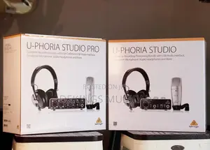 Behringer U-Phoria Pro Podcast /Recording Studio Bundle Pack
