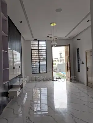 4bdrm Duplex in Main Chevron 2 for sale
