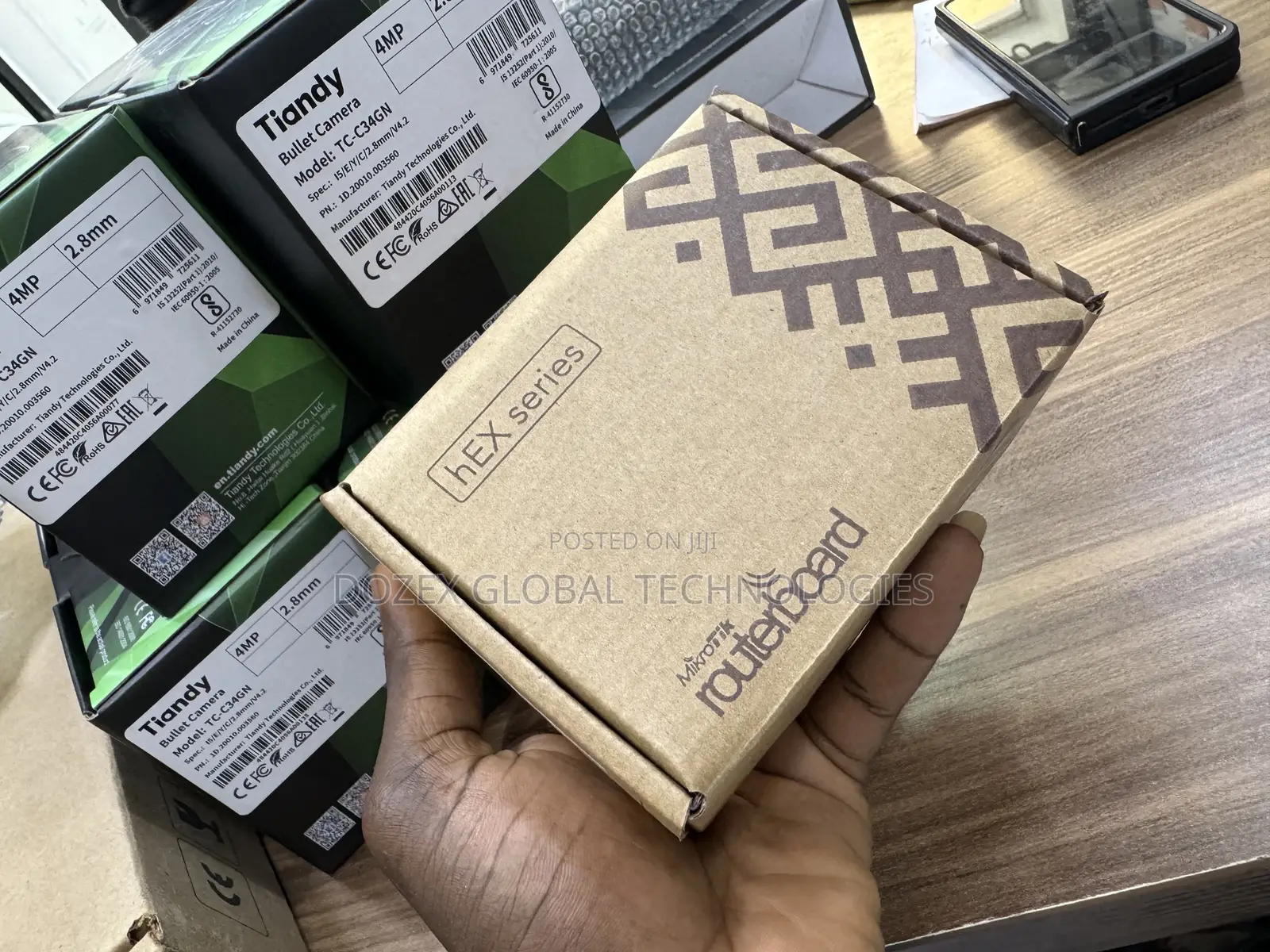 Mikrotik Rb750gr-3 Gigabit Router
