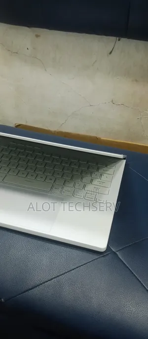 Laptop Asus ROG Zephyrus G14 48GB AMD Ryzen 9 SSD 2T