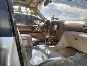 Lexus LX 470 Sport Utility 2007 White
