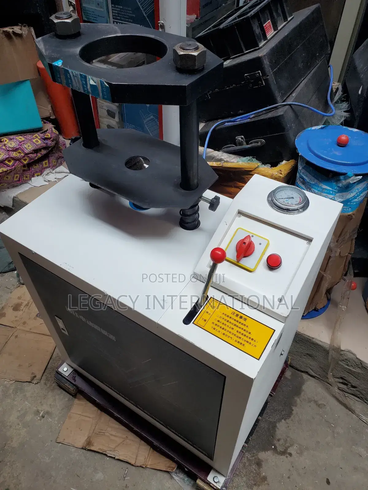 Electro-Hyraulic Soil Ejector