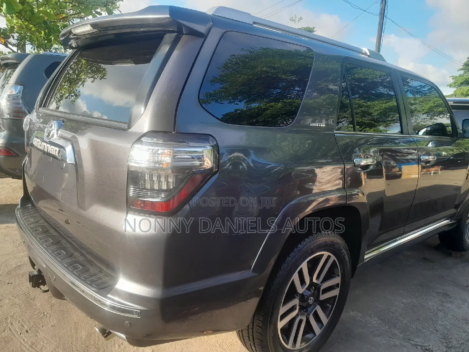 Toyota 4-Runner Limited 4x4 2019 Silver