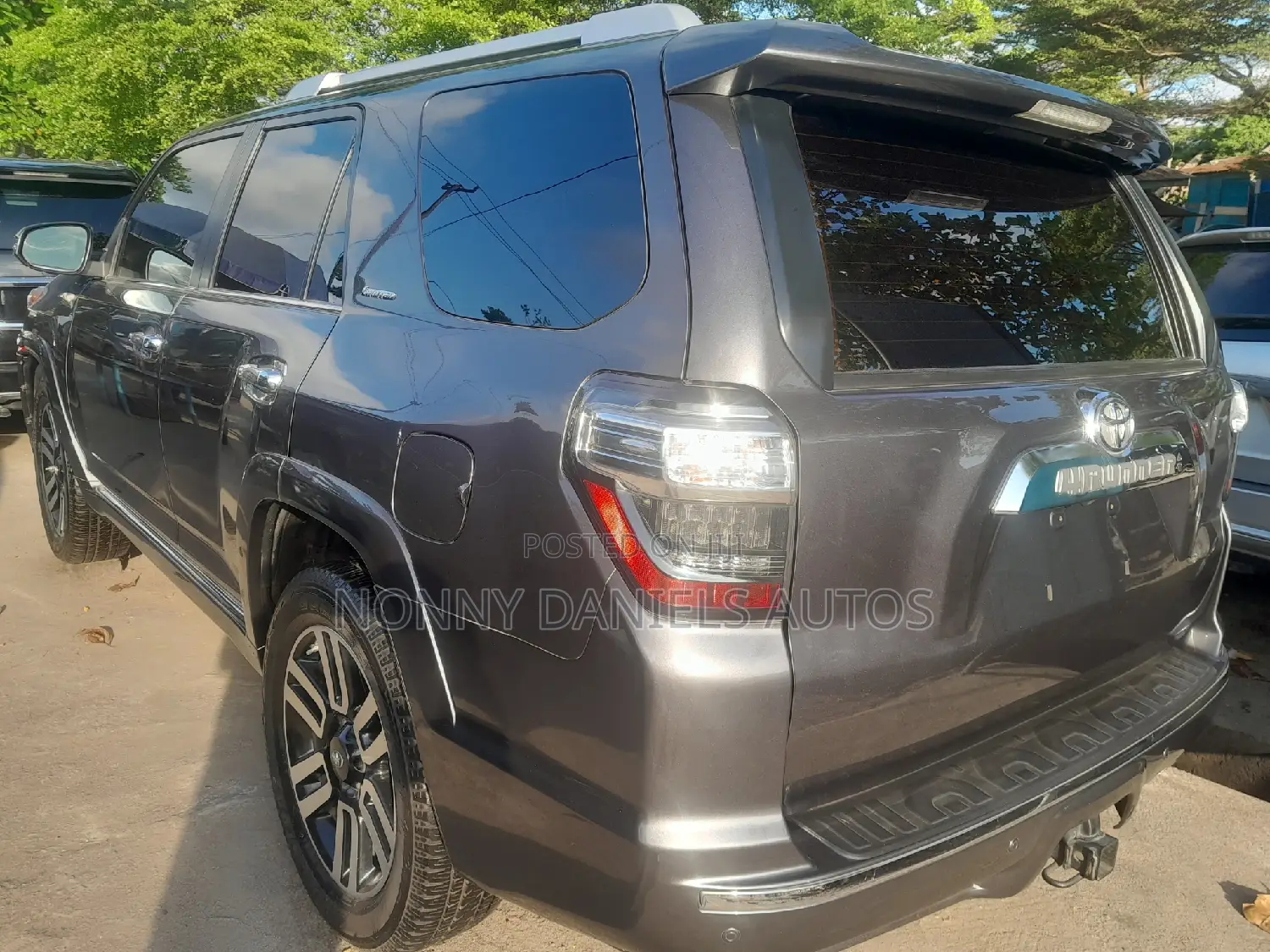 Toyota 4-Runner Limited 4x4 2019 Silver