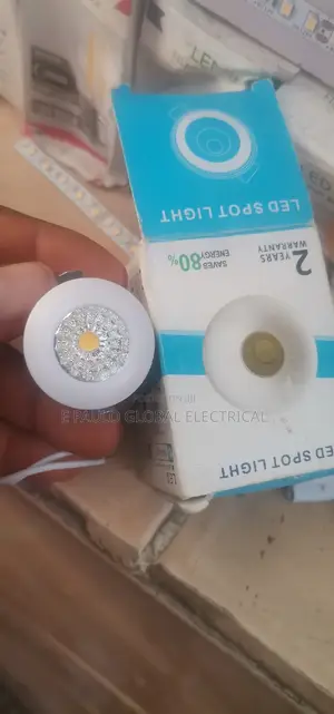 Shave Tv Light