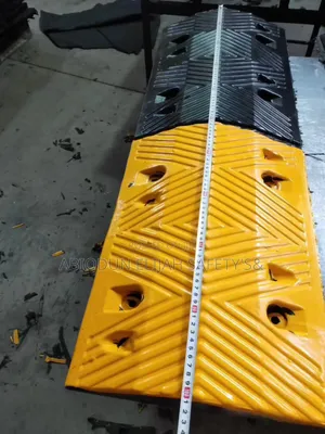Rubber Speed Breaker/Speed Bump