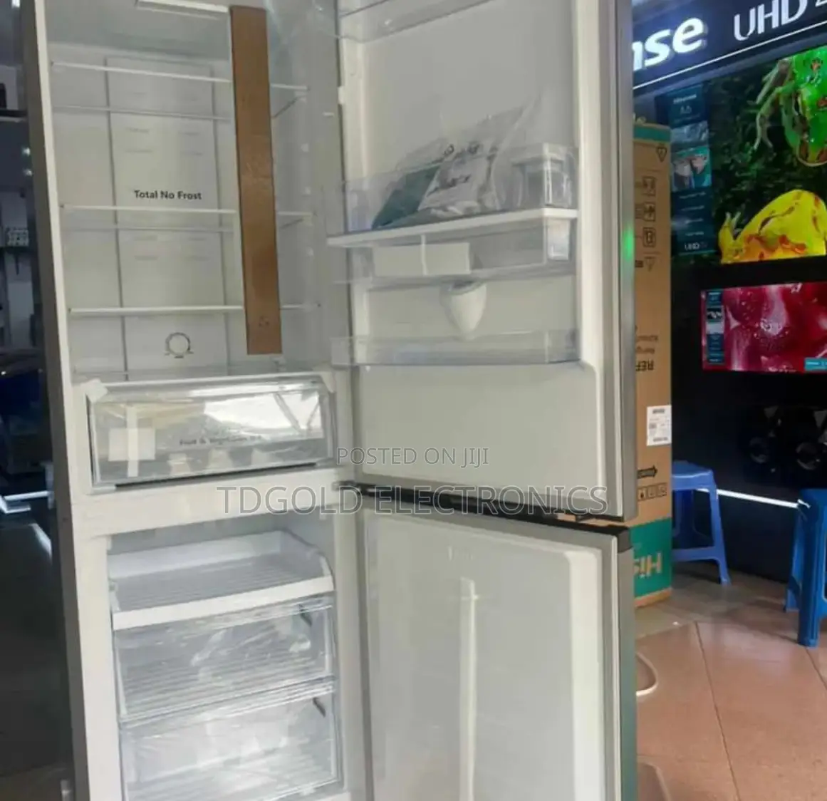 Hisense 285L Bottom Freezer With Dispenser