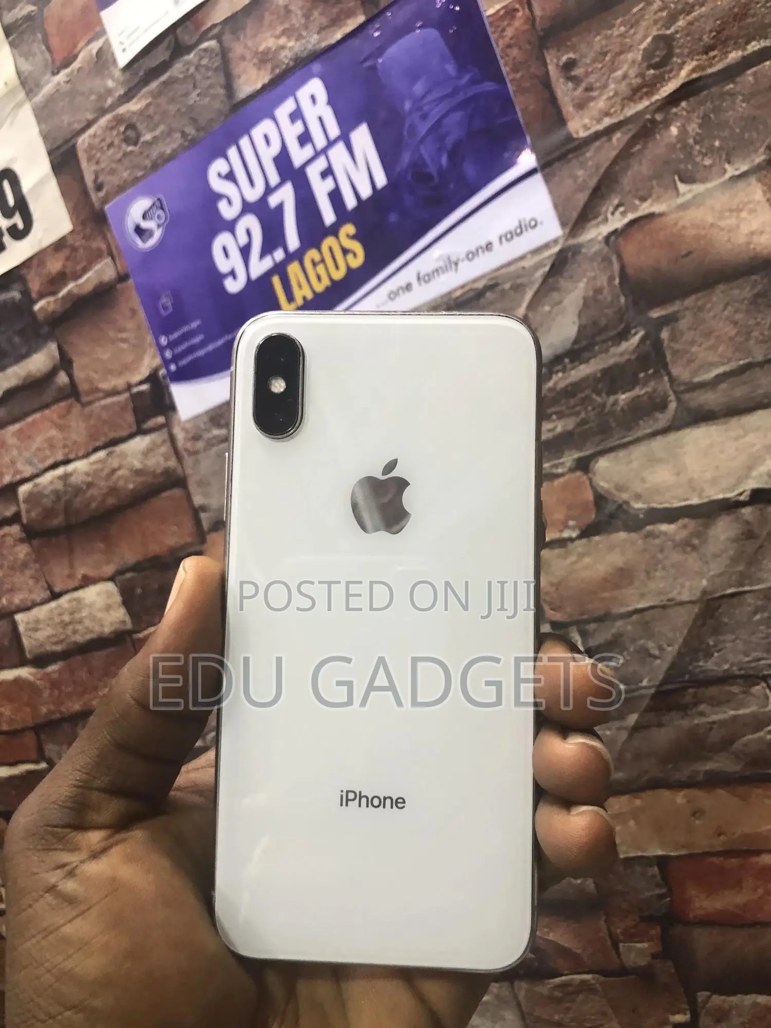 Apple iPhone X 64 GB White