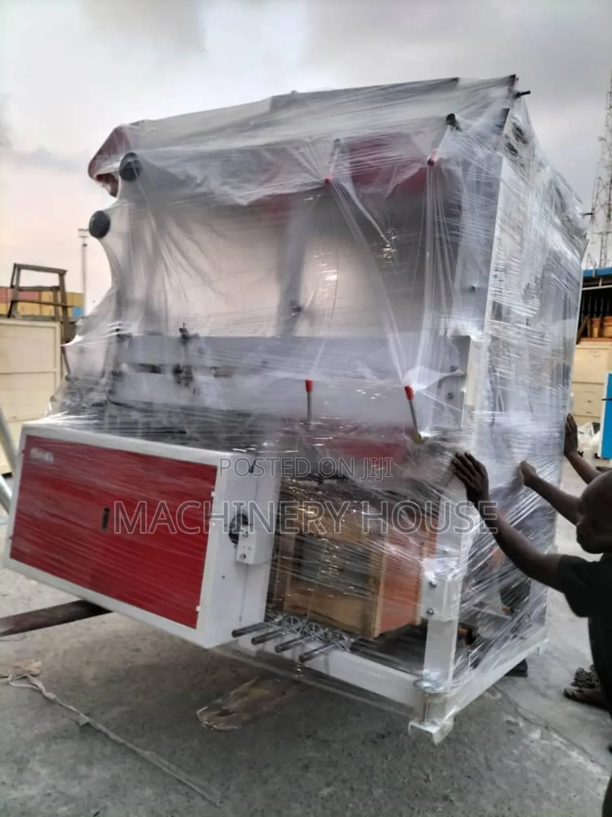 Cutting and Sealing Machine