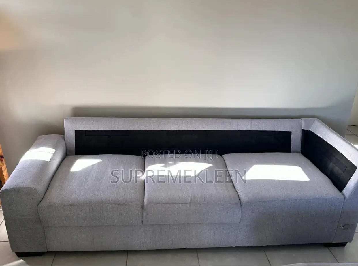 We Keep Your Upholstery Sofa House Clean and Tidy