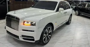 Rolls-Royce Cullinan Base 2022 White
