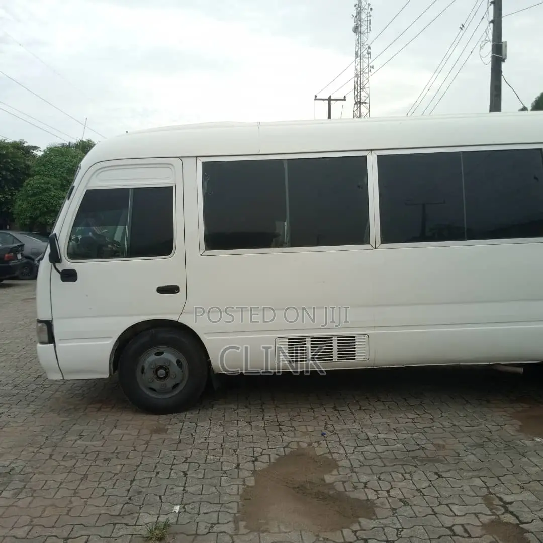 Clean AC Coaster Bus For Rent