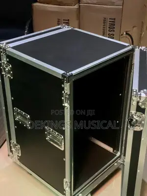 Professional 16 Units Amp Rack With Shock Absorber Covered