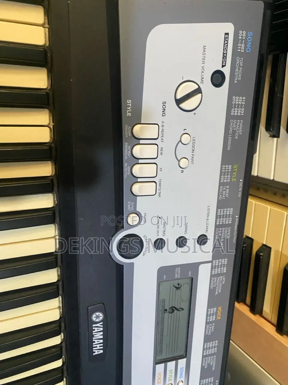 Yamaha PSR E203 Keyboard