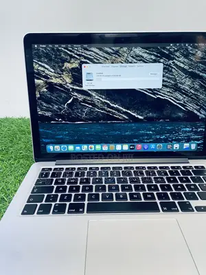 Laptop Apple MacBook Pro 2015 8GB Intel Core i5 SSD 256GB