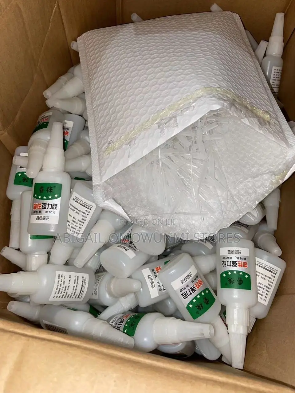 Oily Glue (Metals ,Plastic )
