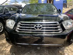 Toyota Highlander Limited 2010 Black