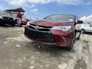Toyota Camry 2016 Red