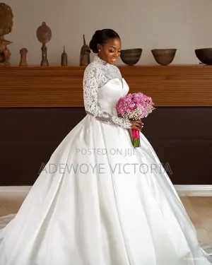 Wedding Dress/Gown