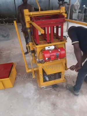 Stationary Block Making Machine