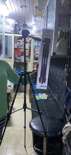 Digital Tripod Stand