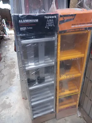 High Quality Foldable Ladder 16 Step 4x4 Alliminuen