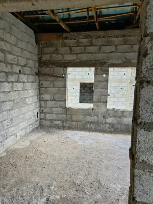 5bdrm Duplex in Diamond Classical for sale