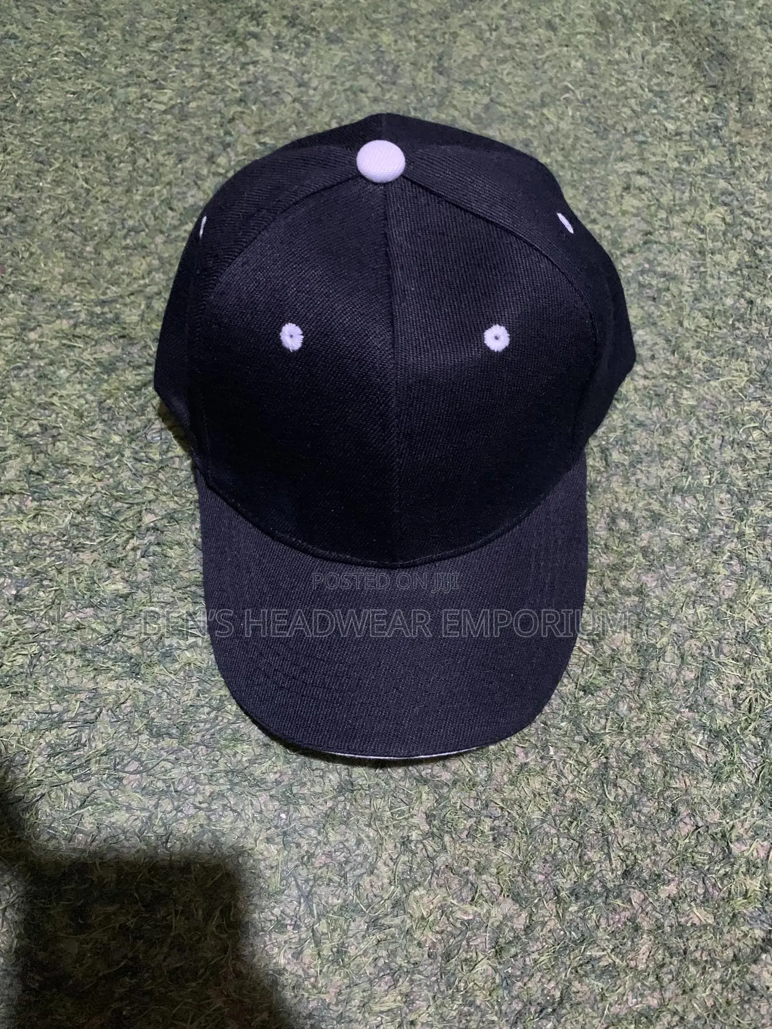 Sandwich Face Cap Available