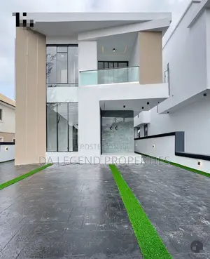 5bdrm Duplex in Lekki for sale