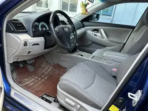 Toyota Camry 2011 Blue