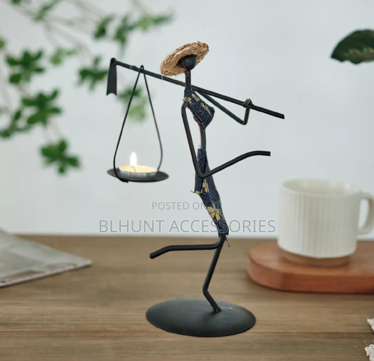 Figurine Multifunctional Ashtray