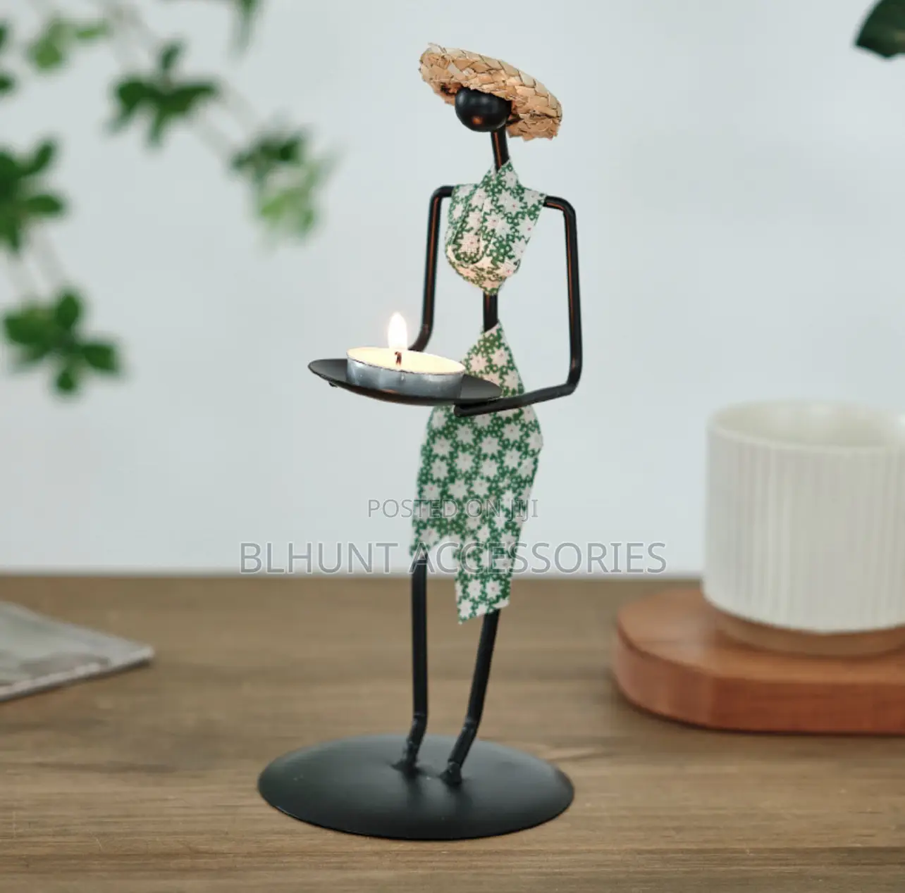 Figurine Multifunctional Ashtray