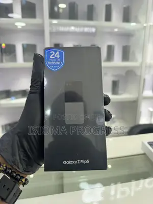 New Samsung Galaxy Z Flip 5 256 GB Purple